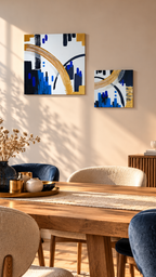 Zwei quadratische abstrakte Acryl-Leinwandbilder mit geometrischen Formen, geschwungenen Linien und Pinselstrukturen in Blau, Gold, Schwarz und Weiss.