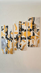Dreiteiliges abstraktes Struktur Leinwandbild Cadence in Gold, Schwarz, Weiss und Silber mit Kreisen, Linien und plastischen Elementen.