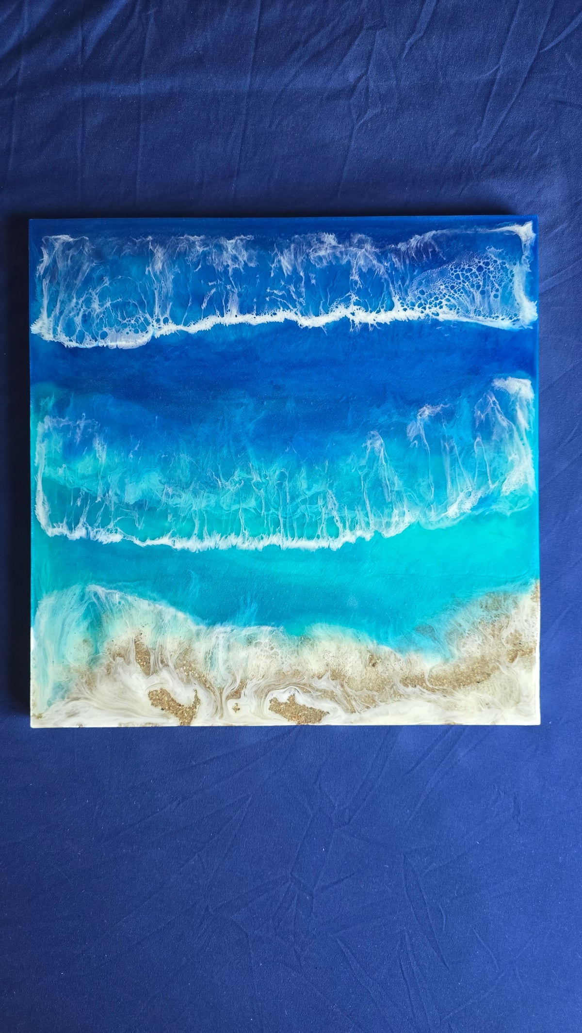 Resin-Meeresbild Solas Ocean Breeze 40 × 40 cm in Blau und Türkis mit weissen Wellenstrukturen